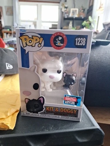 Funko Pop! Pixar Kitbull Kit & Doggy 1238 2022 Fall Convention