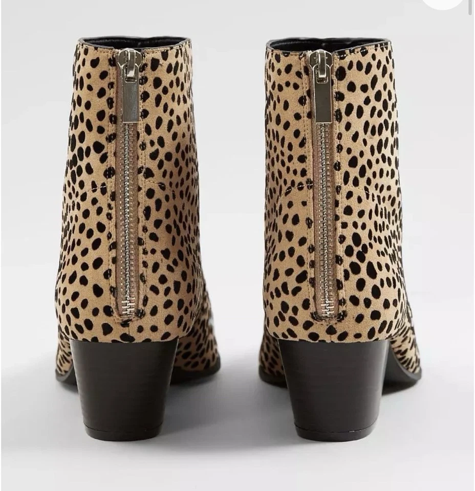 Qupid Bootie Women 10 Tan Black Animal Cheetah Print Point Toe Ankle Support - Image 3 of 4