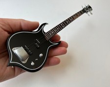 KISS Collectible Gene Simmons PUNISHER Bass Mini Bass Guitar Replica