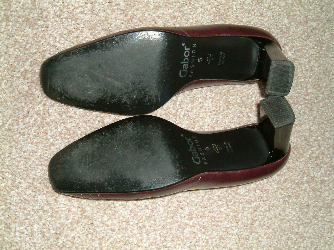 gabor burgundy shoes