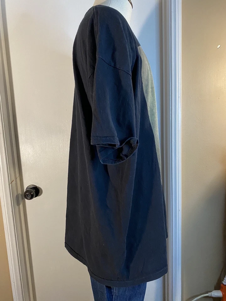 CAMISETA ALBUM ARRIANA GRANDE STAIRS UNISEX TALLA XL Foto 4 de 4