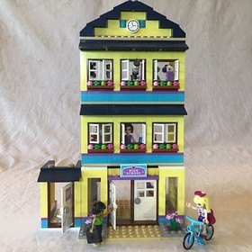 LEGO Friends Heartlake High (41005)