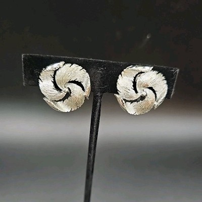 Lisner Silver Tone Pinwheel Swirl  Clip  Earrings Button 1950 s Signed