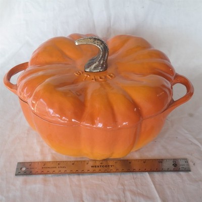Large Staub Cast Iron Enameled Pumpkin Cocotte Dutch Oven Orange France 5 QT
