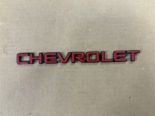 Nos Oem 1995-96 Chevrolet Corsica Trunk Emblem 22650970