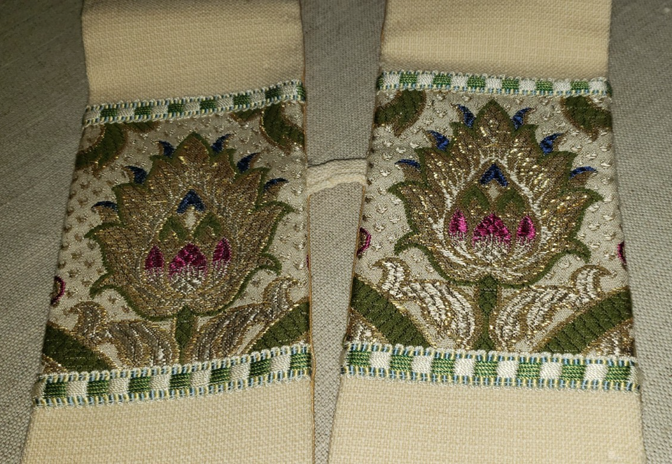 Mniple CATHOLIC MASS VESTMENT MANIPLE C M ALMY USA IMPERFECT BUT LOVELY | eBay