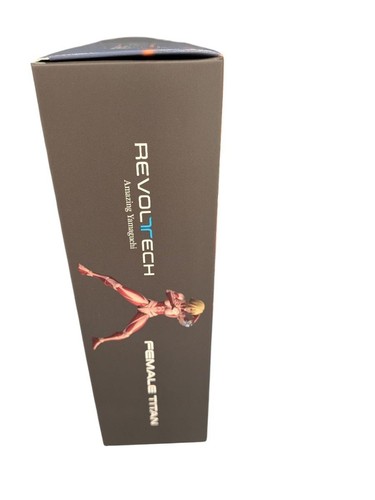 Kaiyodo Revoltech Amazing Yamaguchi FEMALE TITAN with Bonus Parts Japan New - Picture 12 of 22