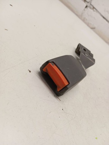 Volkswagen Transporter - Caravelle T4 1998 Gurtschloss hinten 701857877