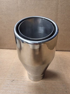 *RETURNED SALE* Borla (20247) Universal Round Rolled Angle Cut Exhaust Tips