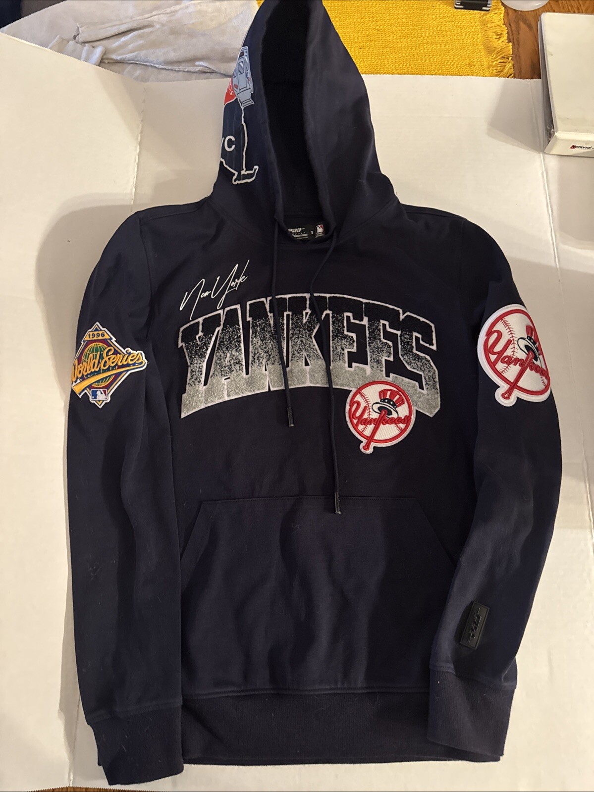 New York Yankees Embroidered Patch Hoodie – Small Size Team Merch