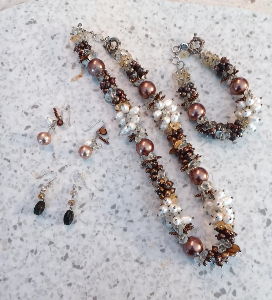 Vintage Baroque Necklace Bracelet 2 Pair Earrings Faux Clust Pearl Beaded 4 Pcs - Image 2 of 4