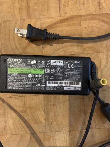 Genuine Sony AC Adapter Sony 16V 4A 65W VGP-AC16V8 Charger w/ Power Cord