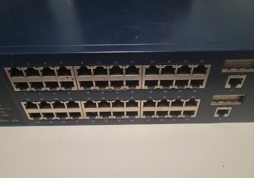 NETGEAR FSM 750S 10/100 MANAGED STACKABLE SWITCH 48 PORT 2/GB PORT - Picture 3 of 7