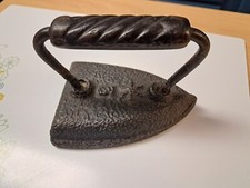 Antique Cast Iron Clothes Iron/Weight/ Door Stop 5 Lbs