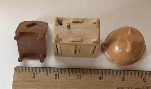 VTG Tomy Smaller Homes Dollhouse Furniture Kitchen Bathroom Lot - Picture 4 of 7