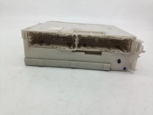 8273053050 Caja Reles/Fusibles para LEXUS IS (DS2/IS2) 220d 2008 281757 - Imagen 5 de 10