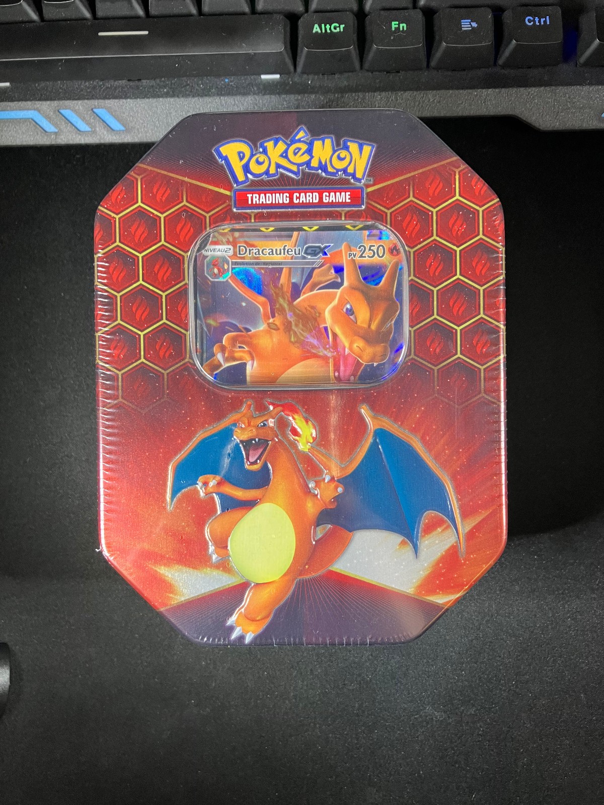 Pokébox Pokémon Dracaufeu GX booster SL Destinées Occultes neuf français