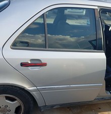 Porte arrière et accessoires Mercedes 250