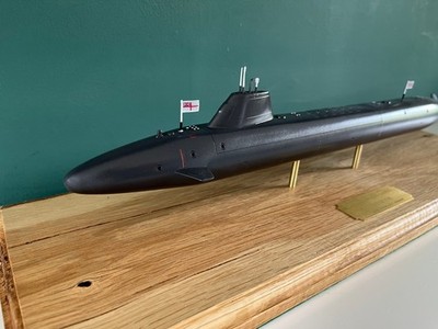 Royal Navy Dreadnought Modell U-Boot verschiedene Maßstäbe (1:100, 1:350, 1:700)