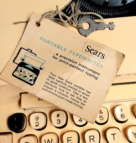 Máquina de escribir eléctrica portátil Sears & Roebuck modelo 871.83001 serie S6LG con... - Imagen 4 de 9