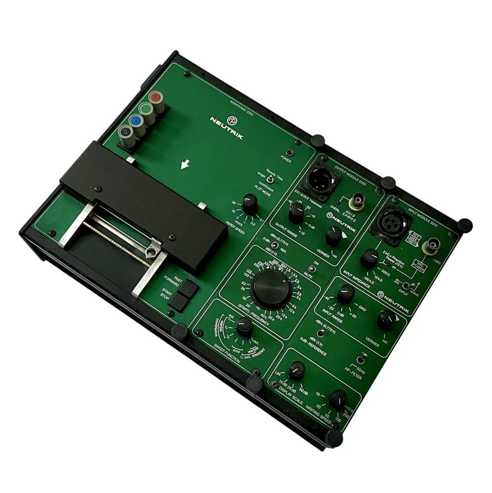 NEUTRIK MAINFRAME 3302; OUTPUT MODULE 3322; INPUT MODULE 3312 - Image 2 of 4