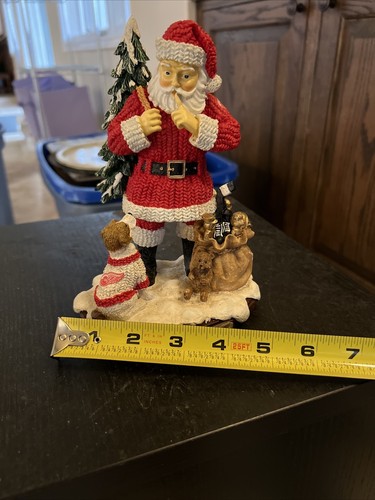Detroit Red Wings 7” Santa's Friend Christmas Figurine The Memory Co. NHL Hockey - Picture 7 of 7