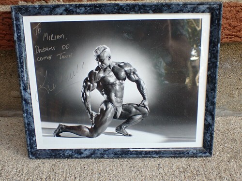 Tom Platz Signed 8x10 Photo Autographed Bodybuilding - Framed Behind Glass