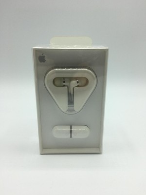 イヤホン Apple In-Ear Headphones MA850G/A Apple - In-Ear Headphones w/ Remote and Mic - Newegg.com