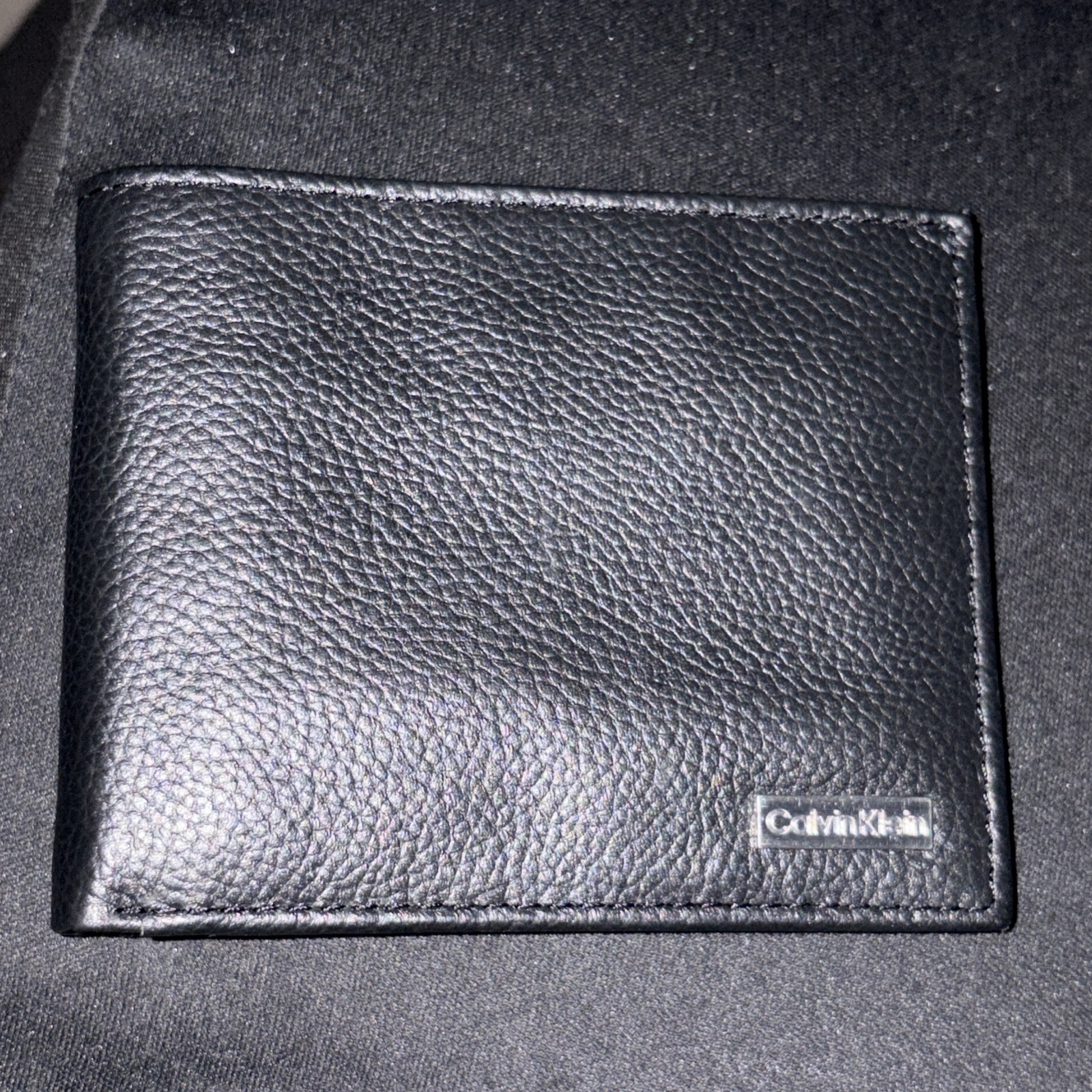 CALVIN KLEIN Bifold billfold Black Leather Men's 8 card pocket Wallet
