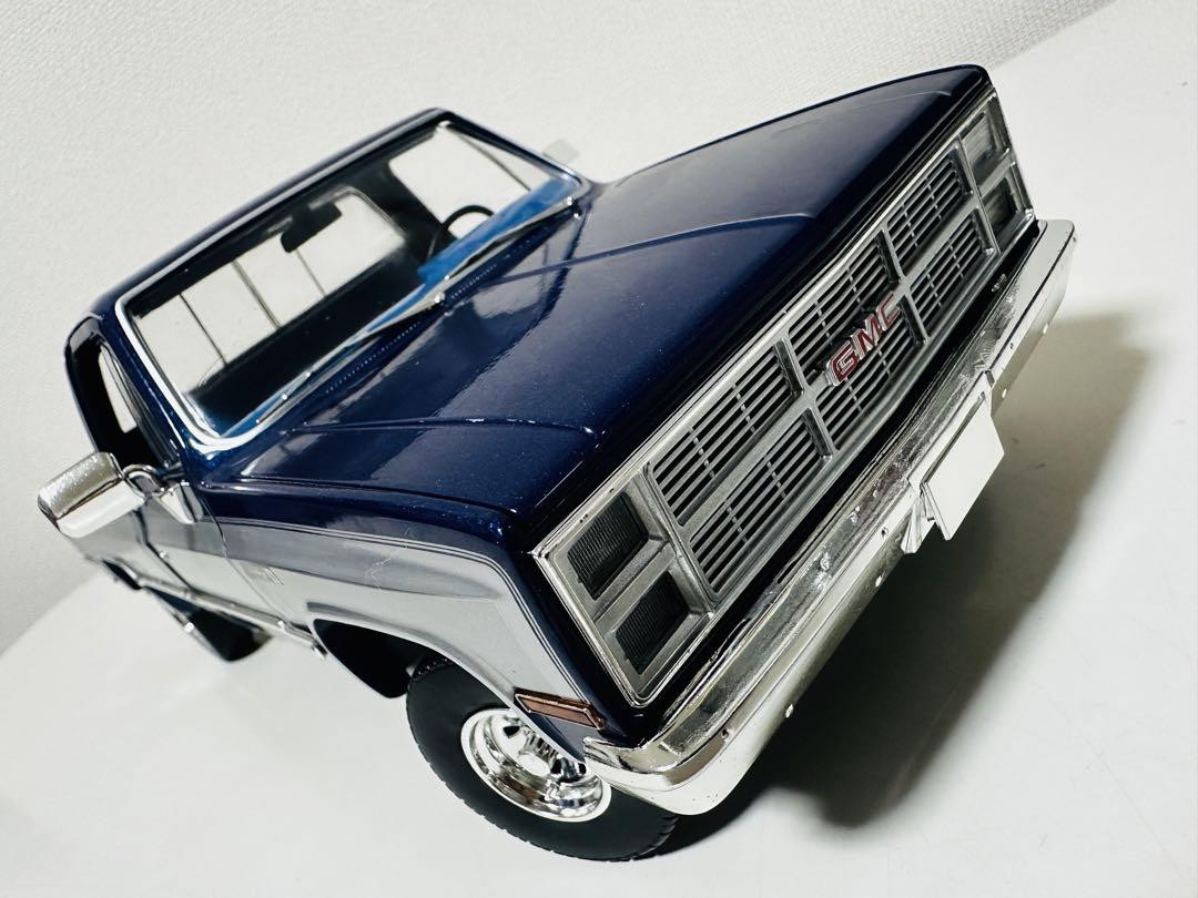 Greenlight 1/18 '84 GMC K2500 Sierra Diecast Model Used