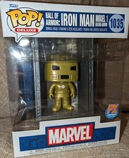 Figura de vinilo exclusiva Iron Man modelo 1 del Salón de la Armadura de Marvel Hall of Armor Pop Deluxe