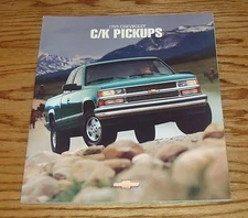 Original 1995 Chevrolet C/K Pickup Truck Sales Brochure 95 Chevy Silverado