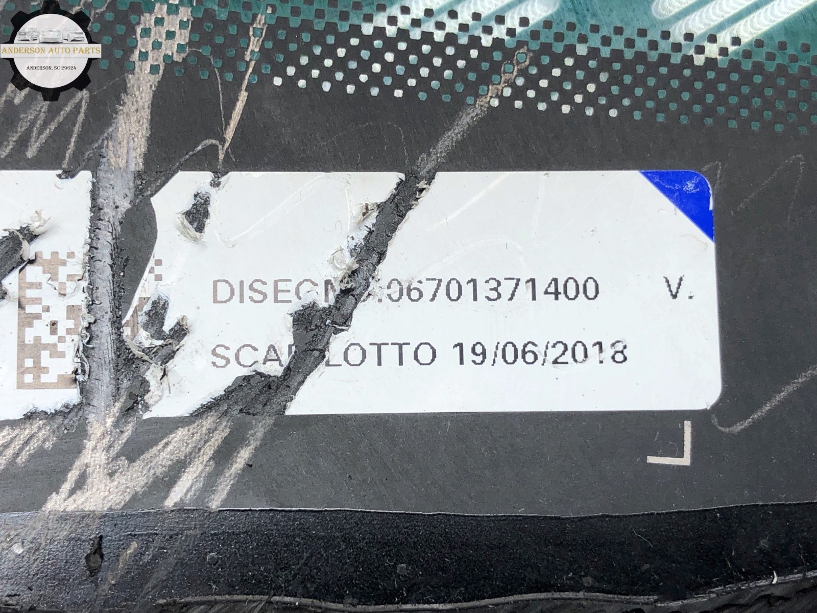 2017-2024 MASERATI LEVANTE LEFT DRIVER REAR QUARTER PANEL WINDOW GLASS OEM