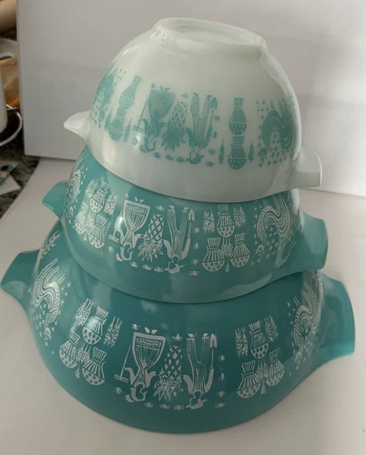Pyrex Amish Butterprint Cinderella Nesting Mixing Bowls Set Of 3