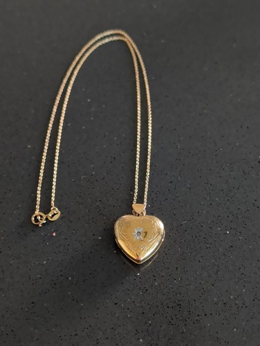 RSE Sterling Silver Gold Vermeil Diamond Heart Photo Locket Necklace 18.5” Q117 - Afbeelding 1 van 10