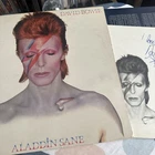 David Bowie Aladdin Sane 1973 UK Vinyl LP 1st issue, 3T/3T, inner, fan card, EX!