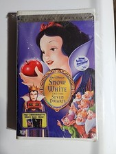 Walt Disney Snow White and the Seven Dwarfs Platinum Edition VHS THX Certified