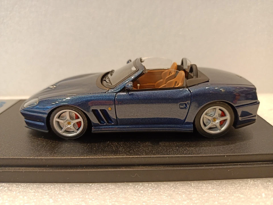 Ferrari 550 Cabrio Sultano del Brunei BBR169C  scala 1/43  metal blu - Immagine 3 di 4