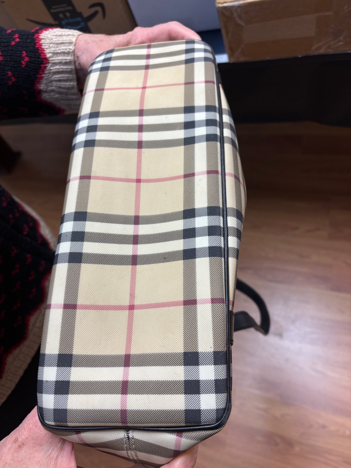 Medium Authentic Burberry Nova Check Shoulder Bag… - image 9