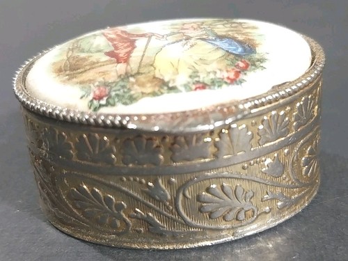 Vintage Mid Century Made in Italy Porcelain Pill Box Fragonard Courting Scene - Picture 5 of 17