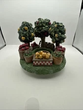 Old Virginia Candle Capper McIntosh