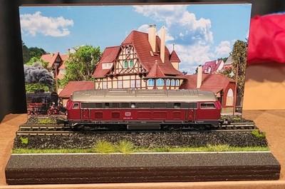 Modellbau, Mini-Diorama, N, N1, Motiv 58, Bahnhof Neuffen mit Straße (ohne Lok)