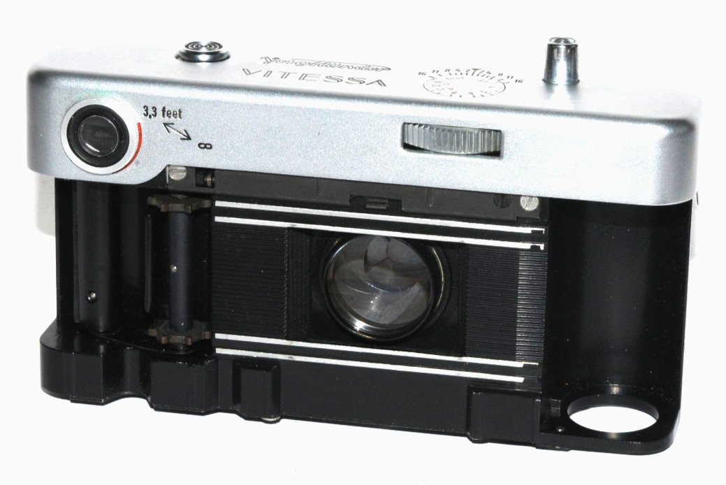 VOIGTLANDER VITESSA (125) 35MM RANGEFINDER W/ 50MM F/2 ULTRON Lens -TESTED- READ