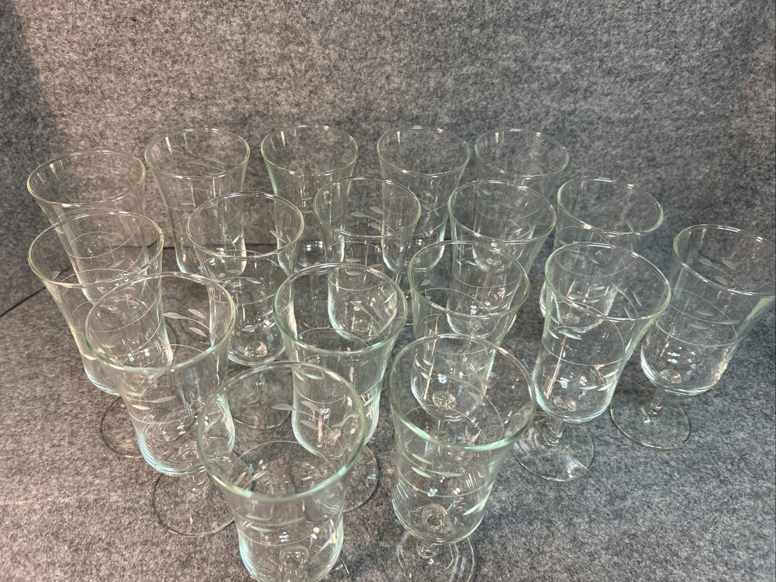 1960’s Libbey INTERLUDE Parfait 8 Oz. Glasses 8474 (Set of 17)