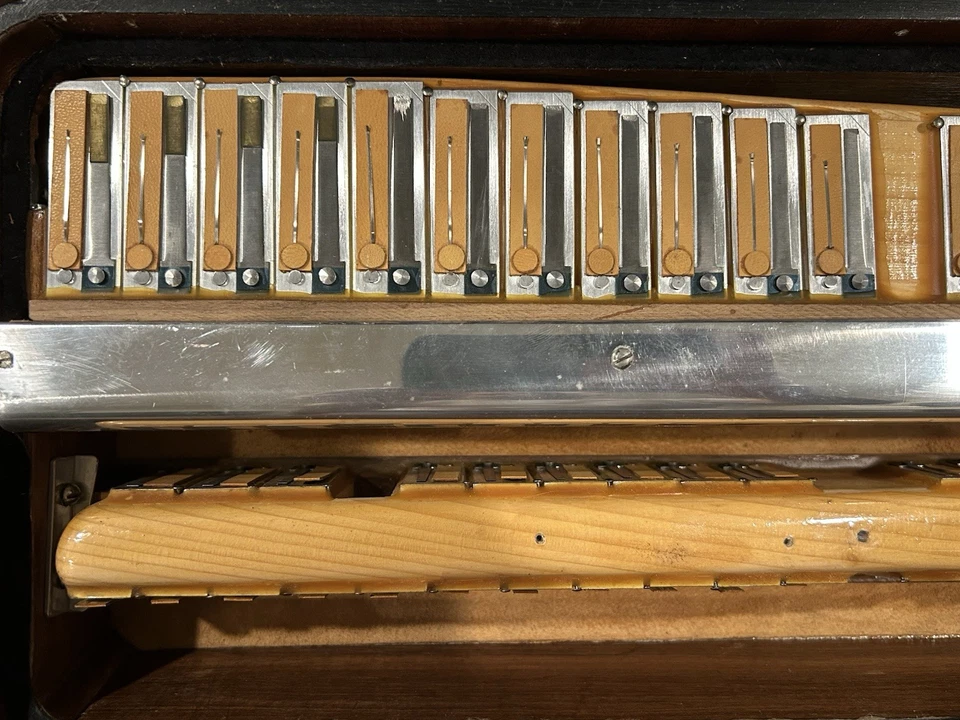 Cordovox Super v аккордеон - Изображение 4 из 4