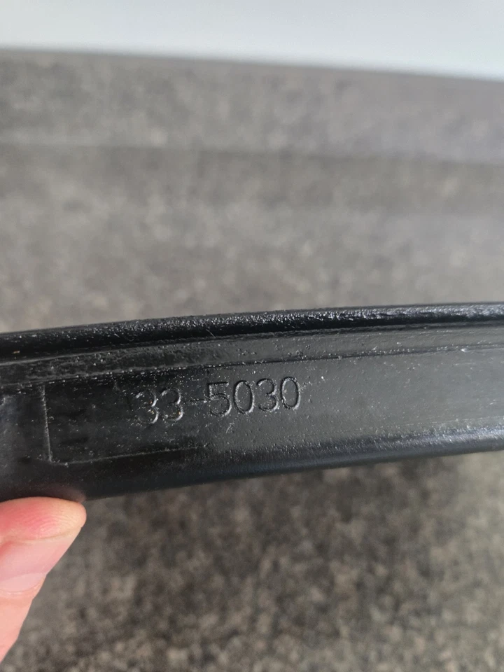 K&N 33-5030 WASHABLE Air Filter 2015-2022 3.6L Chevrolet Colorado GMC Canyon Foto 2 de 2