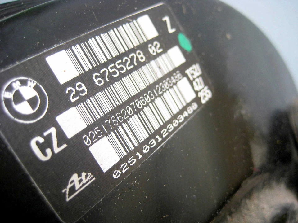 Tanque de cilindro maestro de refuerzo de freno eléctrico BMW E46 serie 3 DSC 2001-2006 USADO OEM Foto 4 de 4