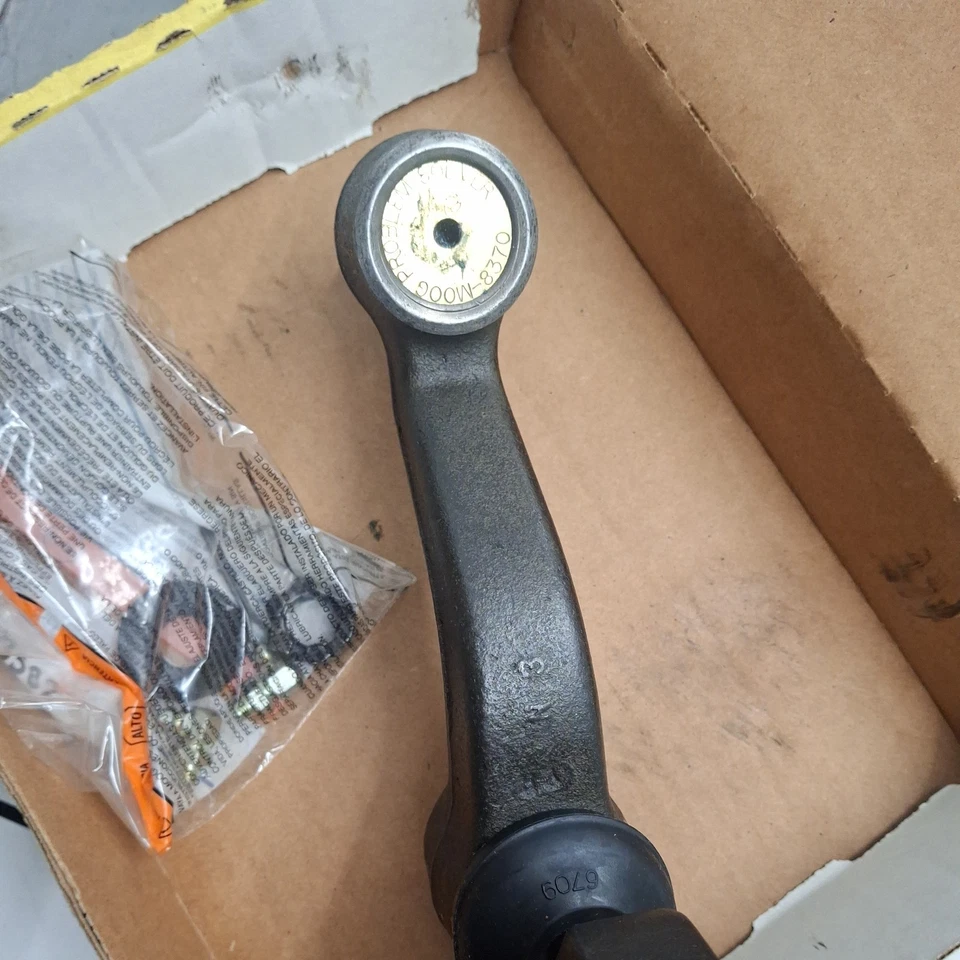 MOOG K6331 Idler Arm For 88-91 Chevrolet GMC C1500 C2500 C3500 K1500 - Image 2 of 4