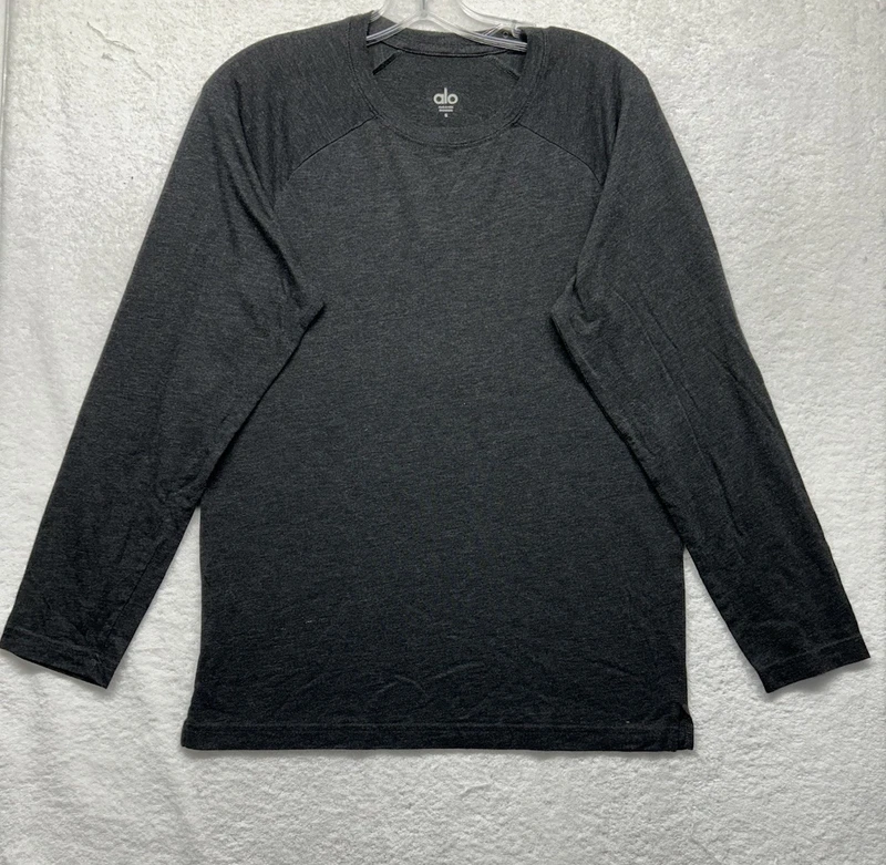 alo-yoga long sleeve triumph athletic crew neck shirt