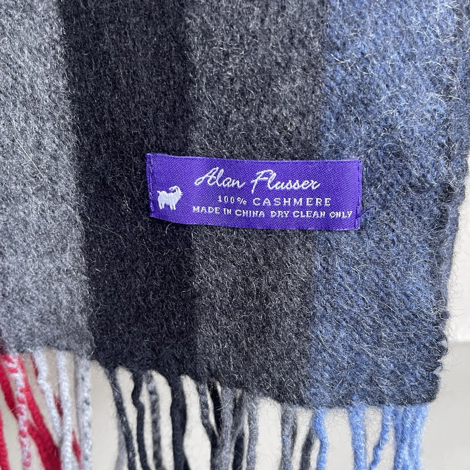 Cachecol ALAN FLUSSER 100% CASHMERE CINZA AZUL VERMELHO LISTRADO PADRÃO PERFEITO ESTADO - Imagem 2 de 4